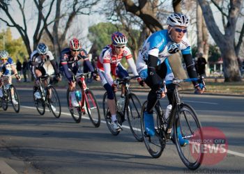 Some rights reserved by ** RCB **