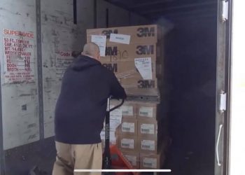 California Begins to Receives Shipments From Trump’s National Supply