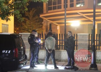 Man Arrested After Trying to Access Police Vehicle