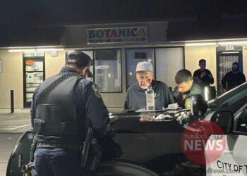 Drunk Driver With Narcotics and Skimpy-Dressed Girls Arrested