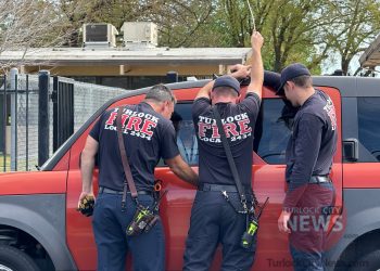 Firefighters Rescue Toddler Accidentally Locked in Vehicle